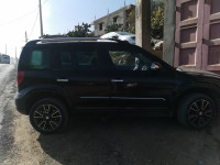 voitures-skoda-yeti-2013-lakhdaria-bouira-algerie