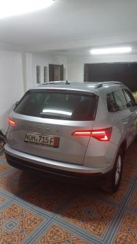 motos-scooters-skoda-karoq-2023-oran-algerie