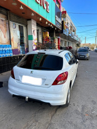 voitures-peugeot-207-2010-ain-benian-alger-algerie