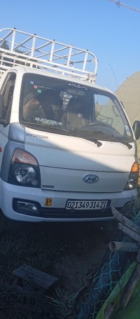 عربة-نقل-hyundai-h100-2014-القل-سكيكدة-الجزائر