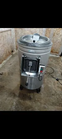 Éplucheuse professionnelle 25 à 30 KG + 2 coupe frites