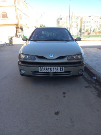 voitures-renault-laguna-1-1996-maghnia-tlemcen-algerie