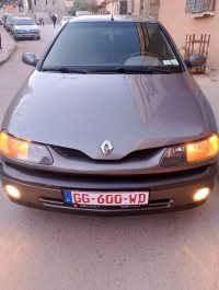 voitures-renault-laguna-1-1999-bir-el-djir-oran-algerie