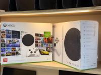 يد-التحكم-و-جهاز-المحاكاة-xbox-series-s-used-الأغواط-الجزائر