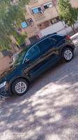 voitures-volkswagen-t-roc-2023-life-oran-algerie