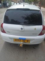 voitures-renault-clio-campus-2012-bye-lakhdaria-bouira-algerie