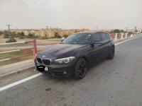 voitures-bmw-serie-1-2018-ouargla-algerie