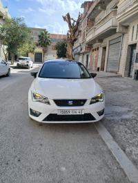 سيارات-seat-leon-2014-تلاغمة-ميلة-الجزائر