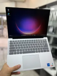 DELL Insprion 14 7000 FHD, i5 1335U - 8Gb Ram - 512Gb SSD - Intel Iris Xe Graphics 