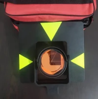 LEICA PRISM 