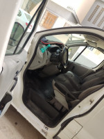 fourgon-renault-trafic-2013-batna-algerie