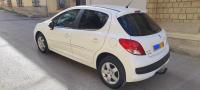 voitures-peugeot-207-2013-tizi-ouzou-algerie