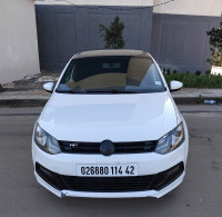 voitures-volkswagen-polo-2014-rlin-kolea-tipaza-algerie