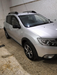 voitures-dacia-sandero-2018-stepway-sidi-mhamed-alger-algerie