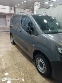 voitures-fiat-doblo-2024-italy-batna-algerie