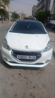 voitures-peugeot-208-2014-allure-ain-fakroun-oum-el-bouaghi-algerie