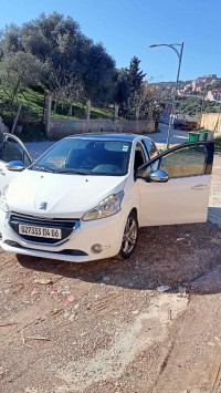 voitures-peugeot-208-2014-allure-bejaia-algerie