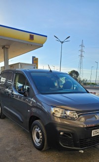 السيارات-النفعية-fiat-doblo-van-2023-تجاري-مستغانم-الجزائر