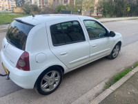 voitures-renault-clio-campus-2012-bye-ouled-yaich-blida-algerie