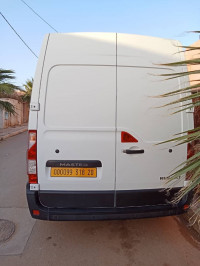 utilitaire-renault-master-2018-chassis-long-saida-algerie