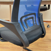 chaises-chaise-visiteur-filet-couleur-bleu-ergonomique-hammedi-boumerdes-algerie