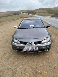 voitures-renault-laguna-2-2001-zebboudja-chlef-algerie