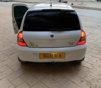 citadine-renault-clio-campus-2015-alger-centre-algerie