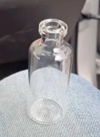 Flacon monodose en verre blanc type 1 d'une capacité de 10 ML