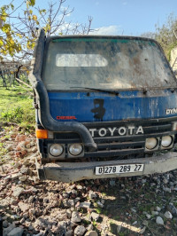 camion-double-cabine-toyota-1989-beni-amrane-boumerdes-algerie