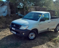 voitures-toyota-hilux-2010-tizi-ouzou-algerie