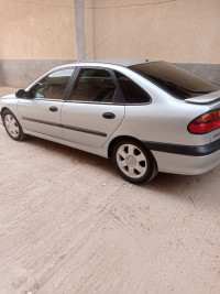 voitures-renault-laguna-1-1998-bordj-bou-arreridj-algerie