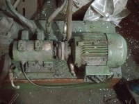 outillage-professionnel-double-pompe-hydraulique-et-50l-de-huile-ouled-selama-blida-algerie