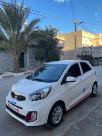 voitures-kia-picanto-2015-el-kantara-biskra-algerie