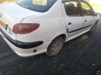 voitures-peugeot-206-sedan-2008-ait-laziz-bouira-algerie