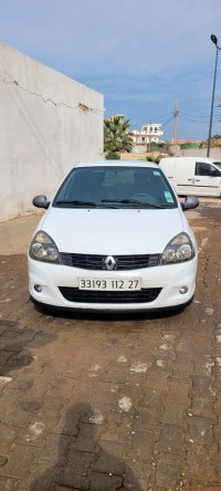 voitures-renault-clio-campus-2012-bye-mostaganem-algerie