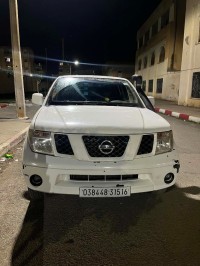 السيارات-النفعية-nissan-navara-2015-elegance-4x2-بوفاريك-البليدة-الجزائر