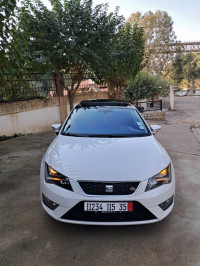 voitures-seat-leon-2015-lakhdaria-bouira-algerie