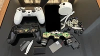 Lot de manettes et pièces détachées PS4 & Wii
