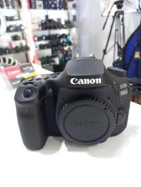 Canon 90d 
