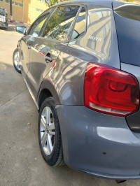 voitures-volkswagen-polo-2013-black-et-silver-blida-algerie