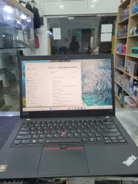  LENOVO THINKPAD T495 | AMD RYZEN 5 3500U 16GB RAM | VEGA 8 2GB | 256GB SSD