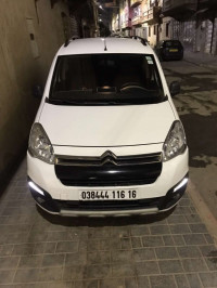 voitures-citroen-berlingo-2016-dar-el-beida-alger-algerie