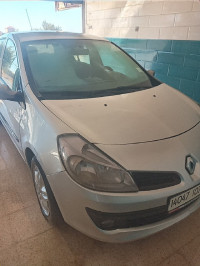 voitures-renault-clio-3-2007-exception-sidi-lakhdaara-mostaganem-algerie