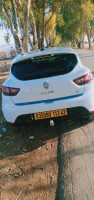 voitures-renault-clio-4-2013-dynamique-plus-bourkika-tipaza-algerie