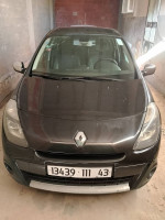 voitures-renault-clio-3-2011-night-and-day-oued-endja-mila-algerie