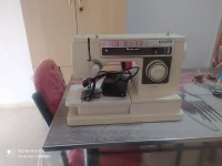 Machine à coudre. ماكينة خياطة