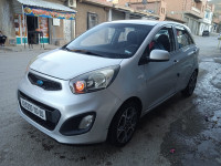 voitures-kia-picanto-2013-style-batna-algerie