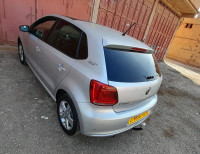 voitures-volkswagen-polo-2013-black-et-silver-el-attaf-ain-defla-algerie