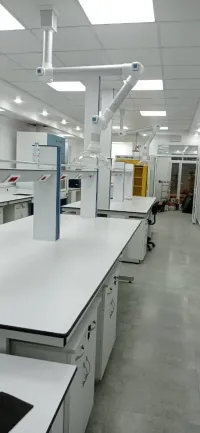 paillasse et mobilier de laboratoire 