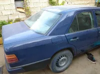 Mercedes W124 1986 